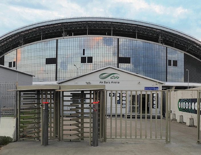 Полноростовые роторные турникеты RTD-15, полноростовое ограждение MB-15, стадион «Ак Барс Арена», Казань