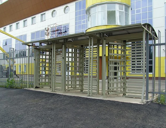 Полноростовые роторные турникеты RTD-15, стадион «Кристалл», Жигулевск