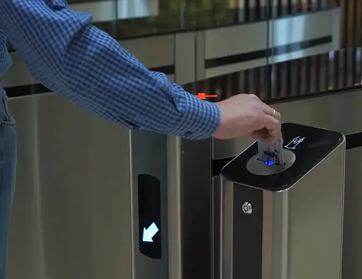 Скоростные проходы ST-02, картоприемник IC05, офис компании Агидель, Москва