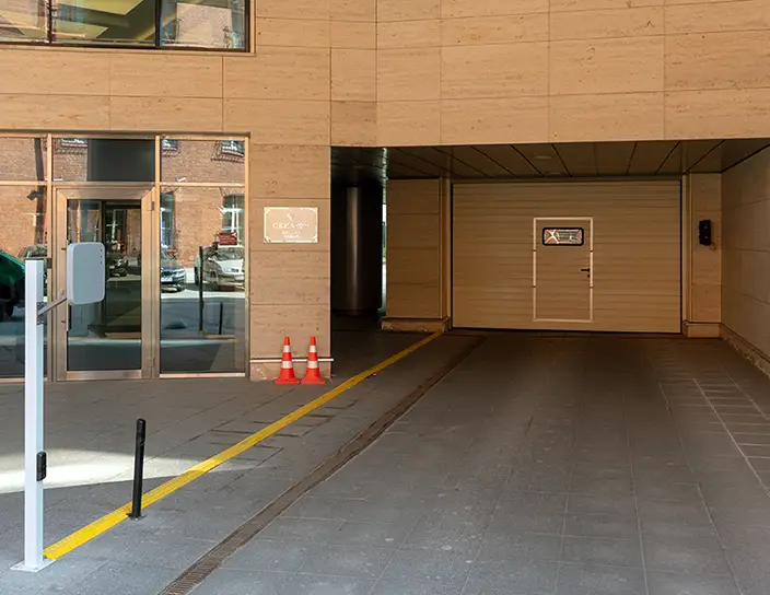 Считыватель дальнего действия IR10.1 (EMM), бизнес-центр «Сенатор», Санкт-Петербург