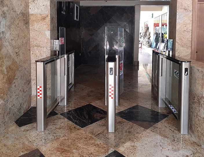 Скоростные проходы ST-01, гольф-клуб Benin, Нигерия