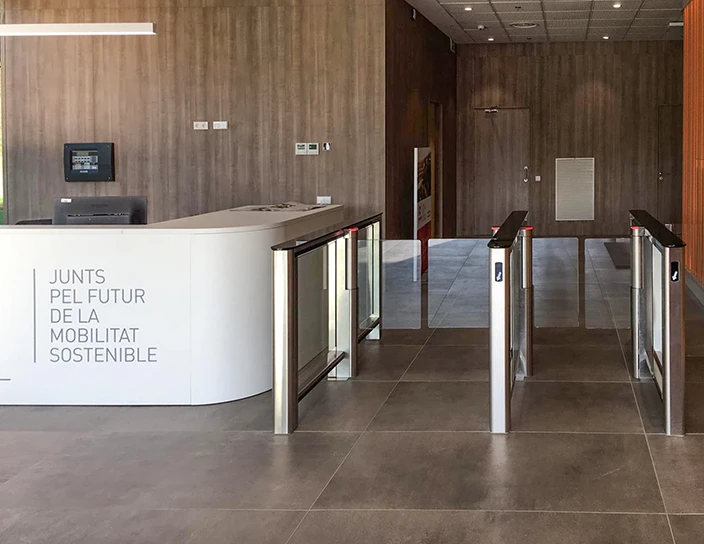 Скоростные проходы ST-01, офис Moventia, Испания