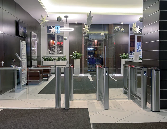 Автоматическая калитка WMD-06 и скоростной проход ST-01, бизнес-центр Сенатор, Санкт-Петербург