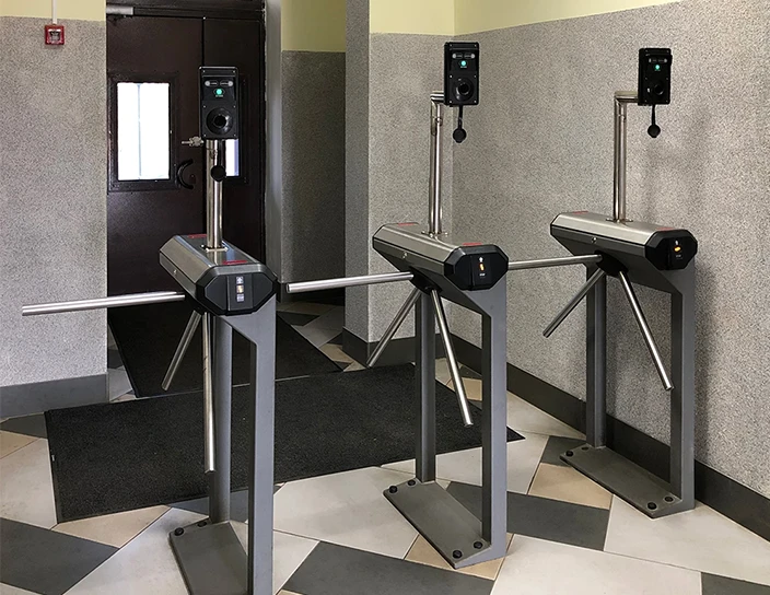 Электронные проходные KT02 с алкотестерами, ЗАО «НПО Специальных материалов», Санкт-Петербург