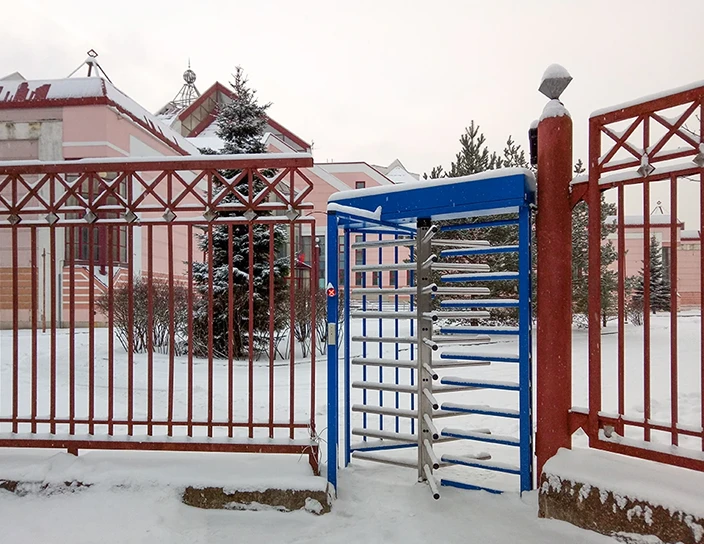 Полноростовый роторный турникет RTD-16, Академический университет РАН, Санкт-Петербург