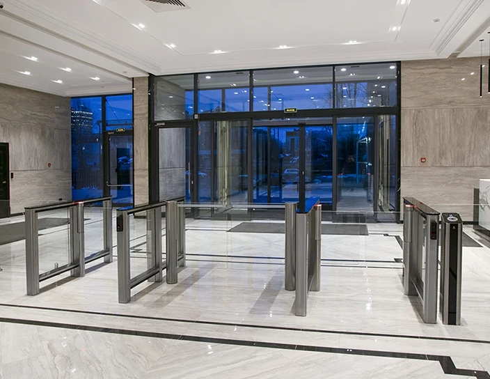 Скоростные проходы ST-01, картоприемник IC05, бизнес-центр Green Yard, Санкт-Петербург