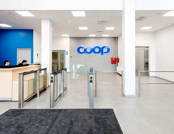 Скоростные проходы ST-01, логистический центр COOP, Эстония