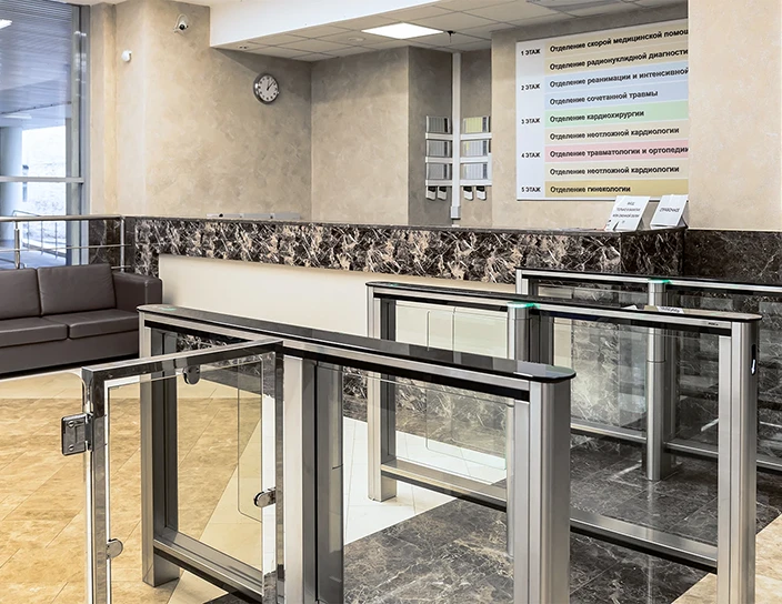 Скоростной проход ST-01, ограждения серии BH, Мариинская больница, Санкт-Петербург