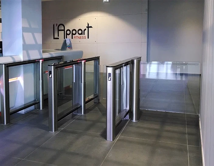 Скоростные проходы ST-01, фитнес-клуб L'Appart Fitness, Франция