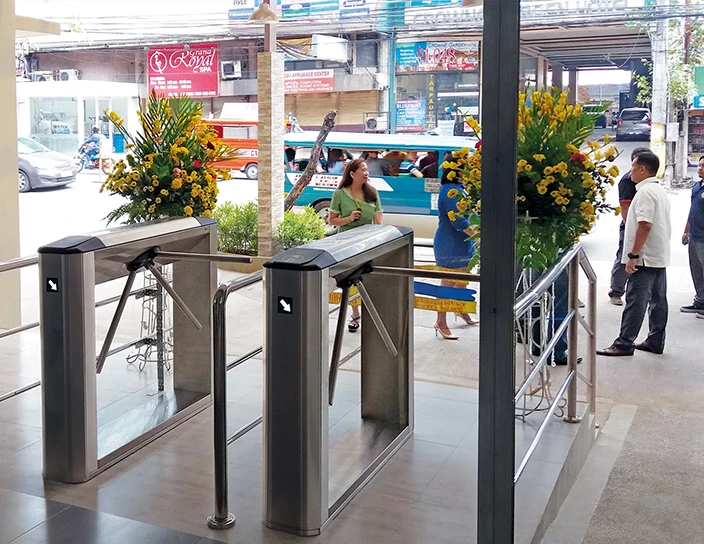 Тумбовые турникеты TTD-08A, Университет общества южных Филиппин, Себу, Филиппины