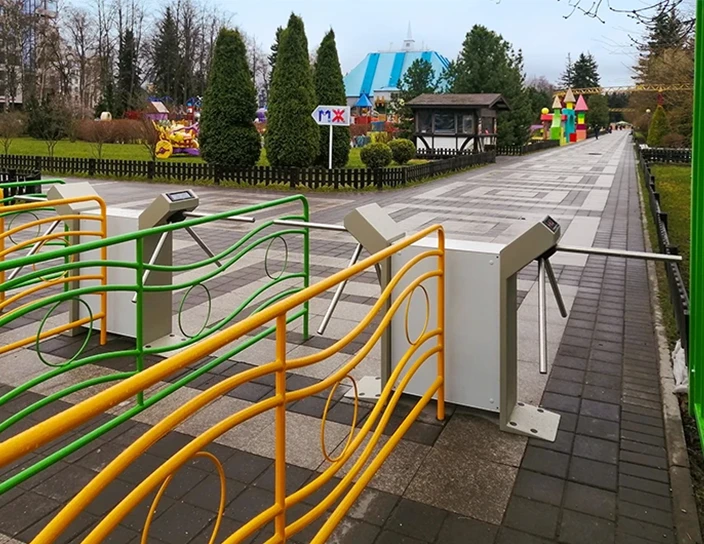 Парк аттракционов “Диво Остров”, Санкт-Петербург