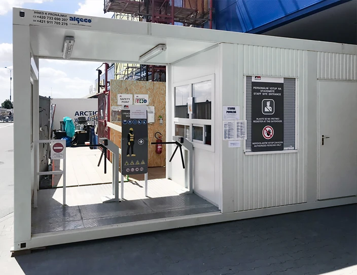 Турникеты-триподы T-5, IKEA, Чехия